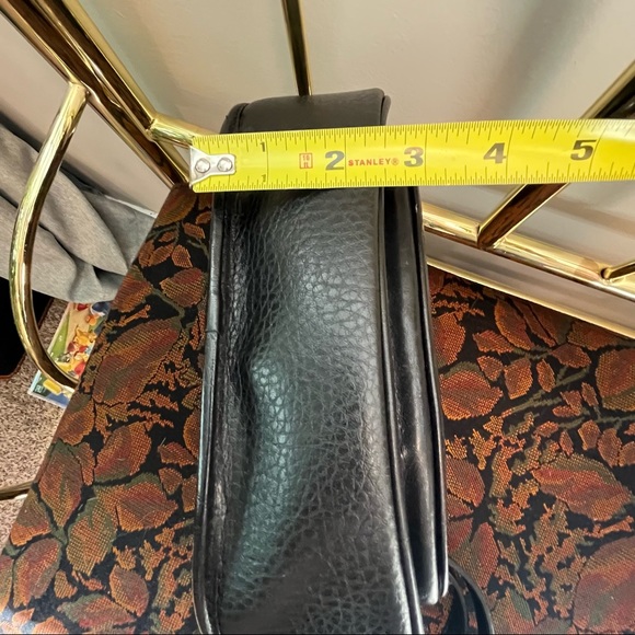 Donatello | Leather Crossbody Purse - Picture 16 of 16